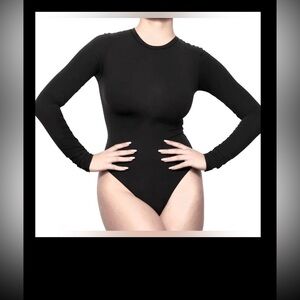 Skims Spandex Bodysuit Nylon Shape Wear Ling Sleeves in Black color Plus Size 4X